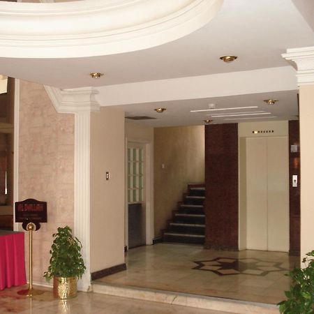 Atlas Hotel Manama Eksteriør billede