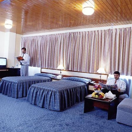Atlas Hotel Manama Eksteriør billede