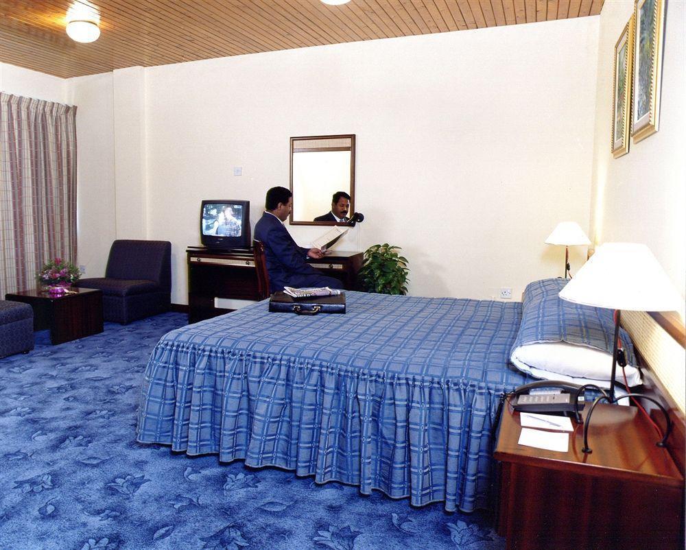 Atlas Hotel Manama Eksteriør billede