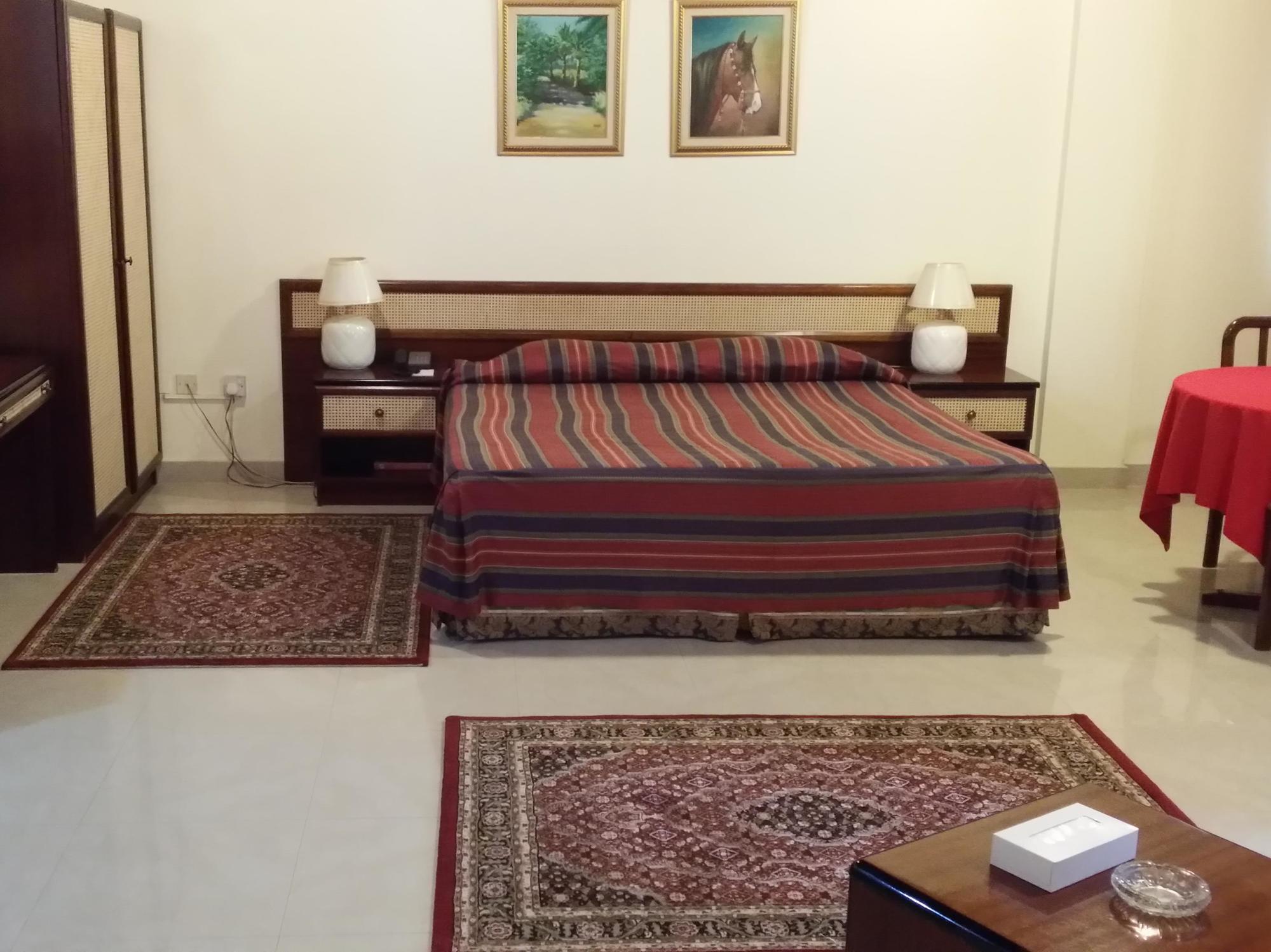 Atlas Hotel Manama Eksteriør billede