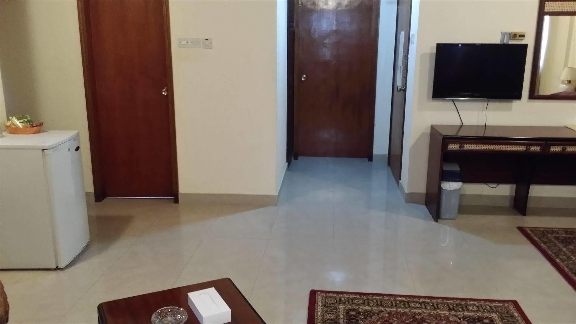 Atlas Hotel Manama Eksteriør billede