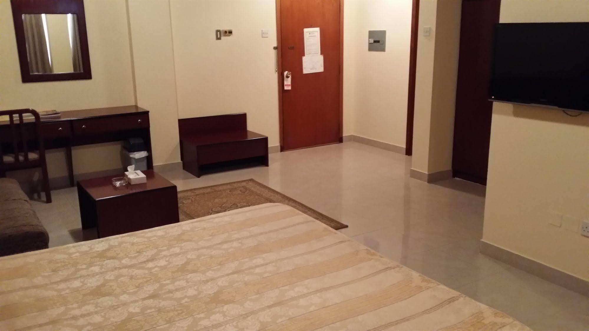 Atlas Hotel Manama Eksteriør billede